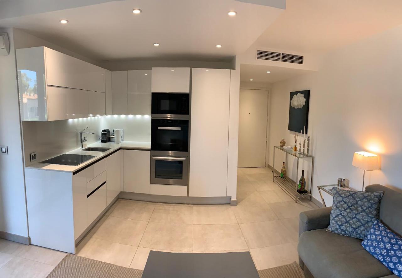 סן טרופז Exclusive Resort Apartments With Parking מראה חיצוני תמונה