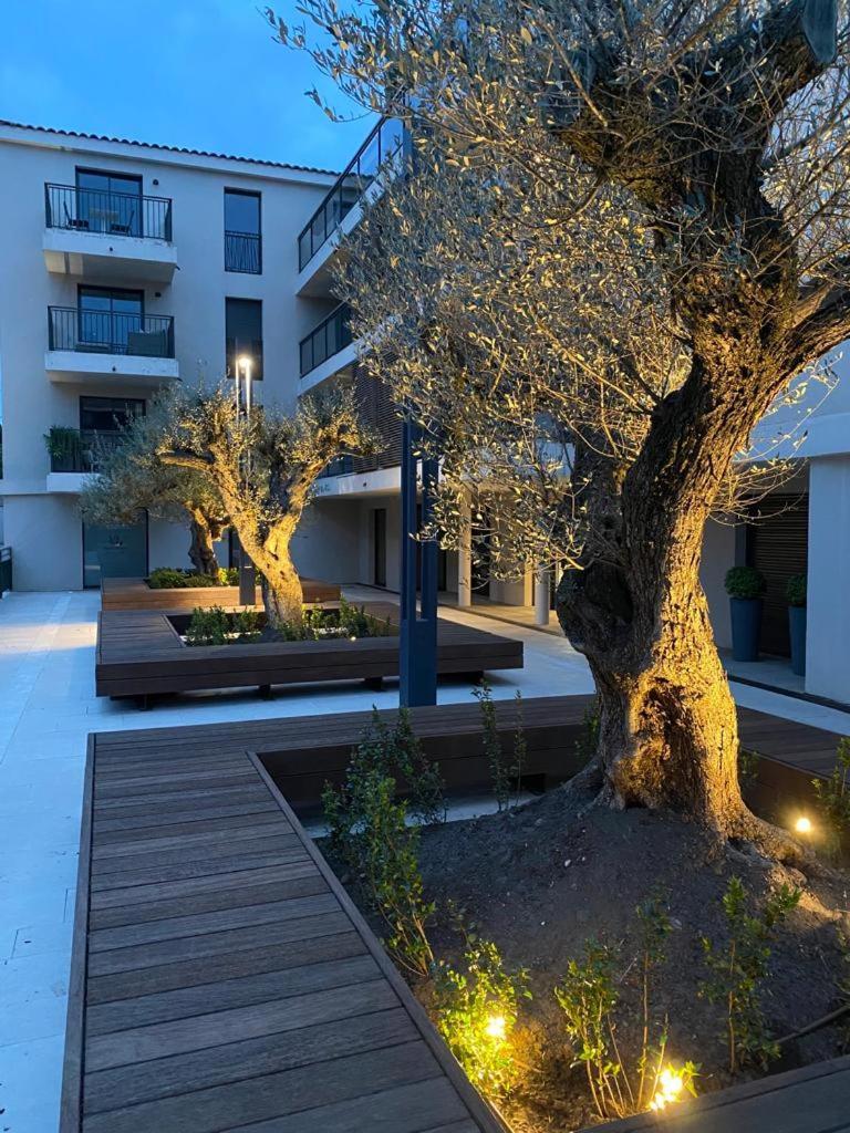 סן טרופז Exclusive Resort Apartments With Parking מראה חיצוני תמונה